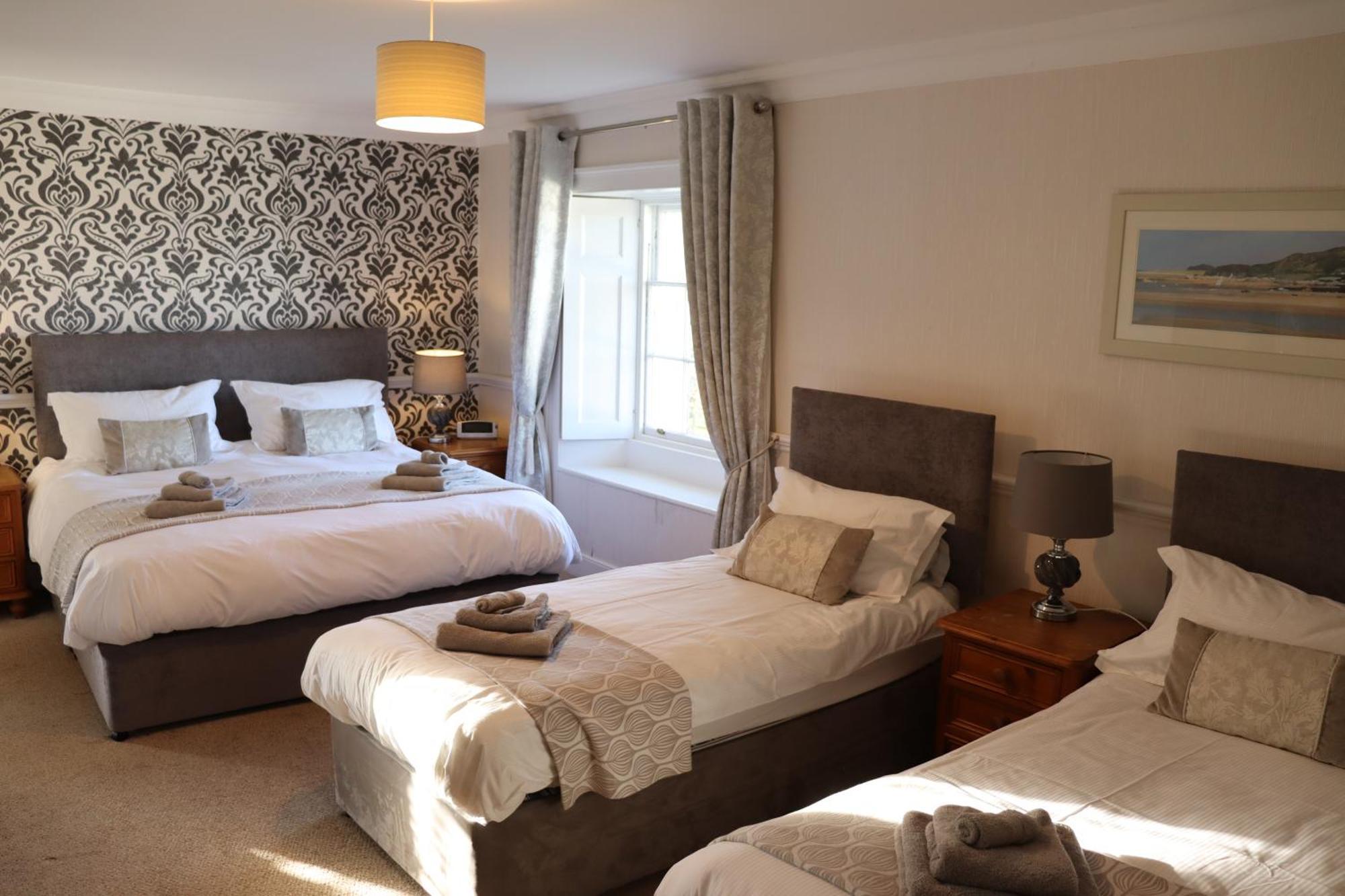 Hotel Portclew House à Pembroke Extérieur photo